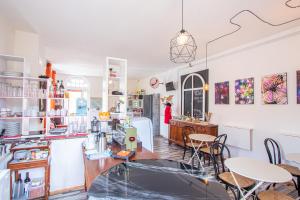 MAISON44 Guesthouse Bar Bistrot