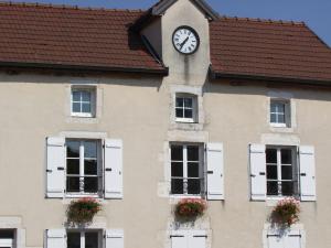 Hotels LOGIS Le CANTAREL : photos des chambres