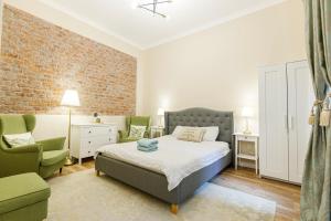 Beautiful Apartment in Heart of Historical Center