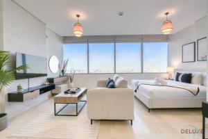 Opulent Studio at Sky Gardens DIFC by Deluxe Holiday Homes - 4-star hotels in Dubai