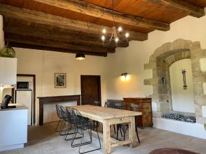 Appartements Chateau de Latour sur Sorgue : photos des chambres