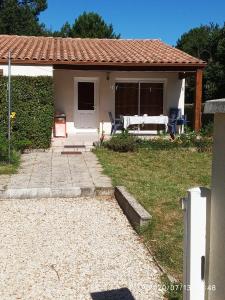 Maisons de vacances Maison les Mathes : photos des chambres