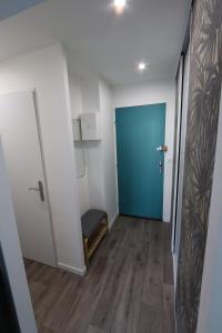 Appartements Studio tout confort - Climatisation, parking, wifi : photos des chambres