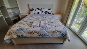 Amal Villa - Luxury 2 Bed, 2 Bath Apartment with Panoramic Ocean Views, Peaceful, Private Beach