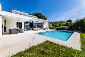 Villas MARBLE  KEYWEEK Villa avec piscine chauffee et jardin a Biarritz : photos des chambres