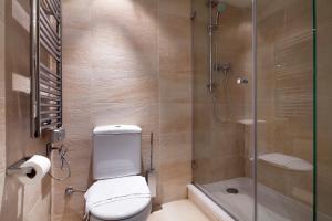 Inside Barcelona Apartments Mercat