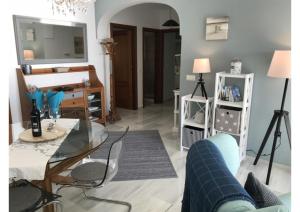 Sunny apartment on Burriana Beach