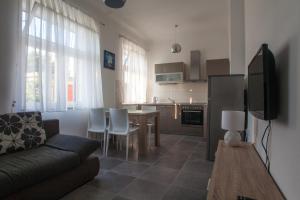 Apartments Svilan