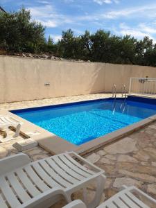 Wonderful Sea view, swimming pool, private parking