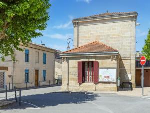 Maisons de vacances Attractive castle in Cezac with private pool : photos des chambres