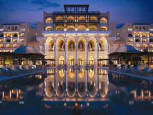 Shangri-La Hotel, Qaryat Al Beri