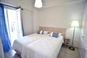 Kallisti the house at the port