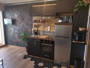 Appartement Lescale, plage à 30m.