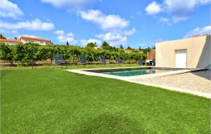 Maisons de vacances Stunning home in Mormoiron with 3 Bedrooms, WiFi and Outdoor swimming pool : photos des chambres