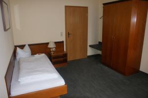Single Room room in Hotel-Gasthof Postbräu Dingolfing