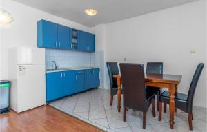 Awesome Apartment In Crikvenica With 3 Bedrooms, Wifi And Outdoor Swimming Pool