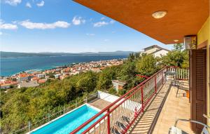 Amazing Apartment In Crikvenica With 3 Bedrooms, Wifi And Outdoor Swimming Pool