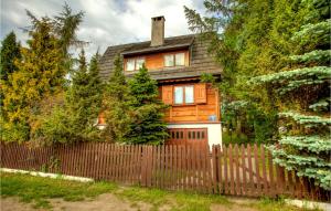 Amazing home in Wilkasy with 3 Bedrooms