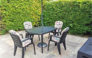 2 Bedroom Lovely Home In Renesse