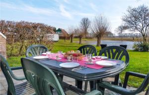 Lovely Home In Vlagtwedde With Sauna