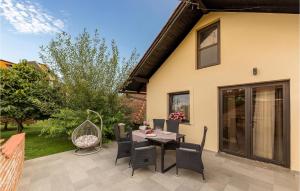 Awesome home in Ptuj with WiFi, 1 Bedrooms and Jacuzzi