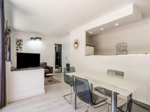 Elegant Villa with Private Pool