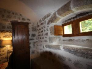 Maisons de vacances Gite Marlhes, 3 pieces, 4 personnes - FR-1-496-55 : photos des chambres