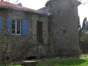 Maisons de vacances Gite Marlhes, 3 pieces, 4 personnes - FR-1-496-55 : photos des chambres