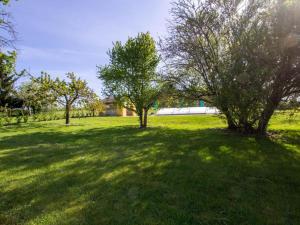 Studio cosy avec piscine partagée et étang privé, proche Bergerac et sites touristiques du Périgord - FR-1-616-207