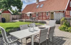 Nice Home In Jonstorp With 3 Bedrooms And Wifi