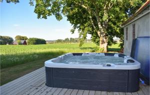 Awesome home in Ystad with Jacuzzi, WiFi and 1 Bedrooms