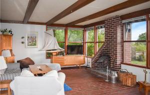 Pet Friendly Home In Bräkne-Hoby