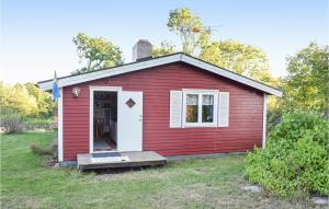 3 Bedroom Lovely Home In Torhamn