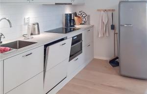 Nice Home In Västervik With Wifi