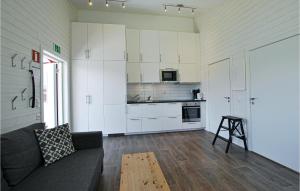 Gorgeous Home In Kosta With Wifi