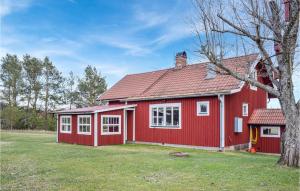 3 Bedroom Stunning Home In Fågelfors