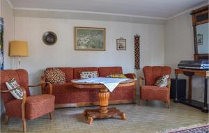 1 Bedroom Gorgeous Home In Fårbo