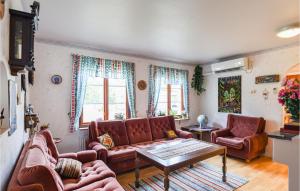 Beautiful Home In Romakloster With Wifi