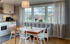 1 Bedroom Stunning Apartment In Öxabäck