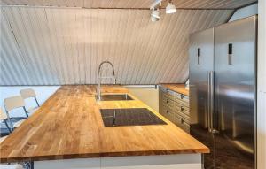 Gorgeous Apartment In Mellerud