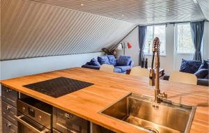 Gorgeous Apartment In Mellerud