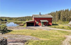 Amazing Home In Valdemarsvik With Wifi And 3 Bedrooms