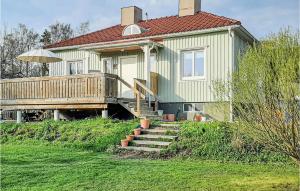 Stunning Home In Arvika With 3 Bedrooms And Wifi