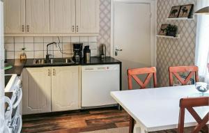 Gorgeous Home In Sunnemo