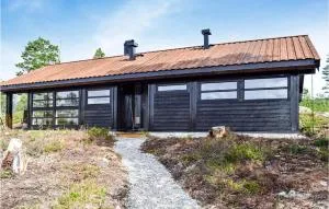 Beautiful Home In Flå With Kitchen - Urda