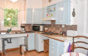 Lovely Home In Västra Torup