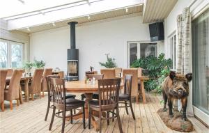 1 Bedroom Nice Home In Kosta