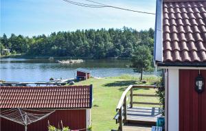 2 Bedroom Pet Friendly Home In Figeholm