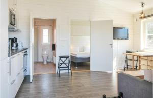 1 Bedroom Stunning Apartment In Kosta