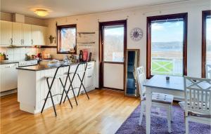 Amazing Home In Klövedal With Kitchen